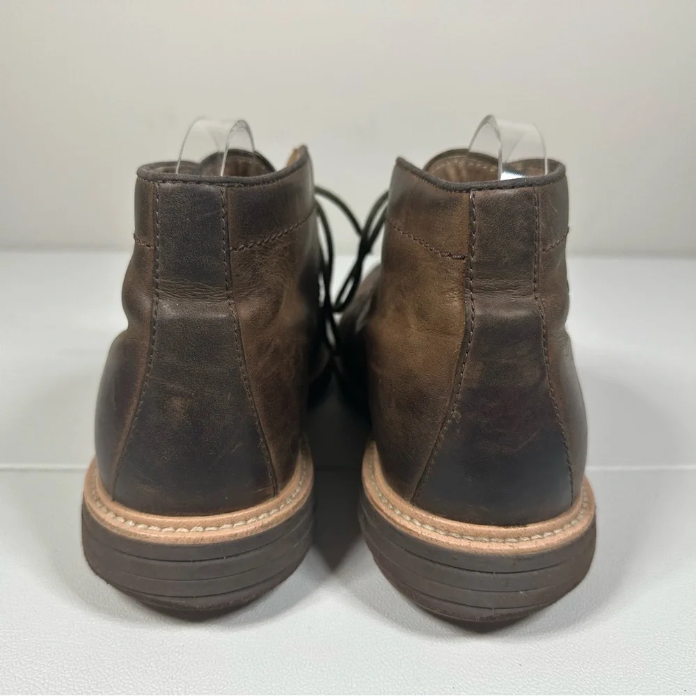 UGG Australia Dagmann Leather Chukka Boots
